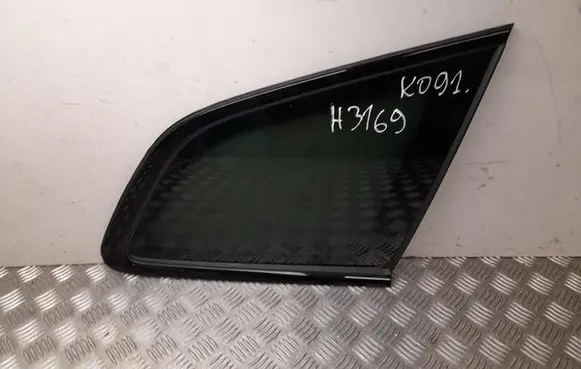 Volvo XC60 Rear side window 32314884
