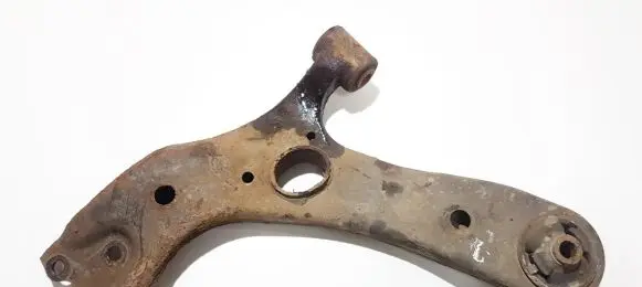 Toyota Verso Front lower control arm/wishbone