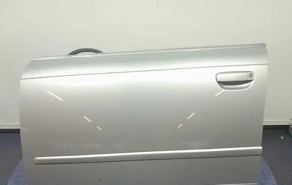 Audi A4 S4 B7 8E 8H Front door