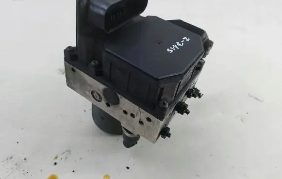BMW 5 E39 ABS Pump