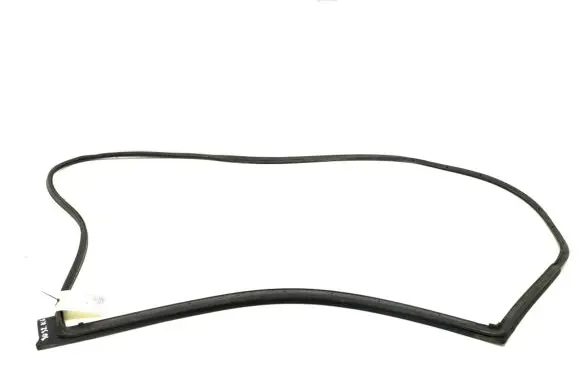 Toyota Corolla Verso AR10 Rubber seal rear door 678720F010