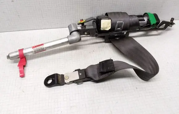 Volvo S60 Front seatbelt 8626240