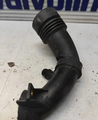 Peugeot 308 Intercooler hose/pipe 9683725080