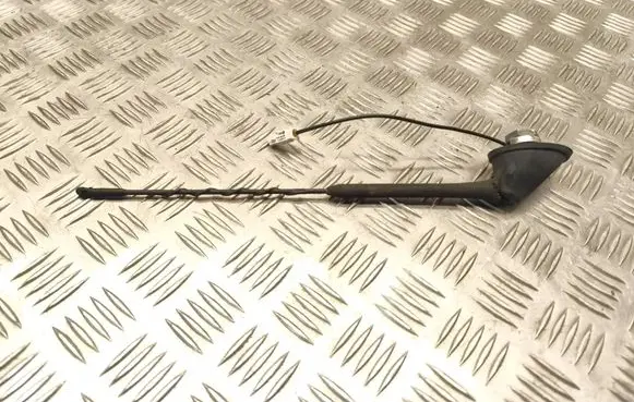 Seat Ibiza IV (6J,6P) Aerial GPS antenna 6Q0035575A 014527272