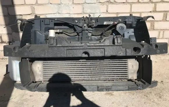 Nissan Qashqai Front piece kit 