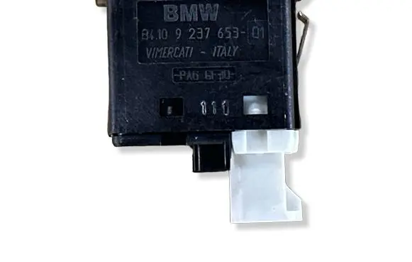BMW 7 F01 F02 F03 F04 AUX in-socket connector 9237653