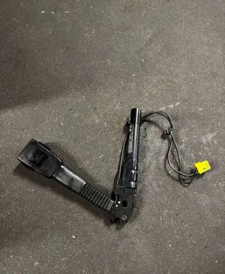 BMW 6 F12 F13 Front seatbelt buckle 7261946