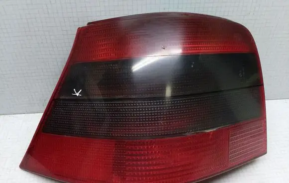 Volkswagen Golf IV Rear/tail lights 1J6945111S