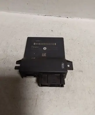 Audi A6 S6 C6 4F Gateway control module 4F0907468D 4F0910468A