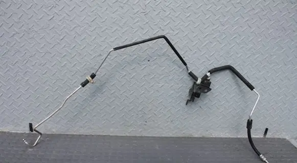 Air conditioning (A/C) pipe/hose