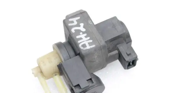 Hyundai i30 Valve vacuum 3512027050