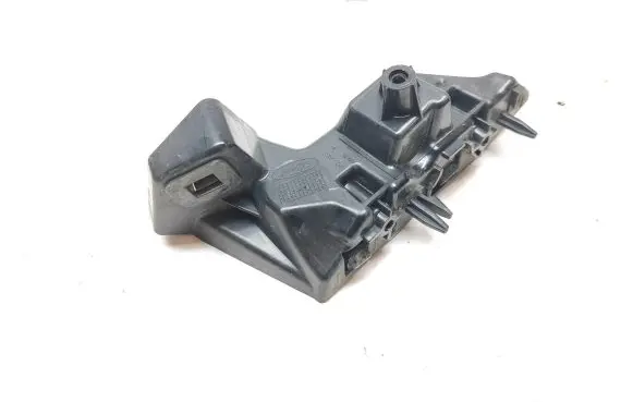 Ford Focus Front bumper mounting bracket 17D959A1 JX7B