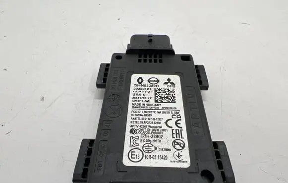 Renault Austral Blind spot module 284N03389R
