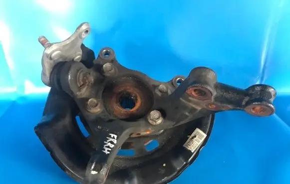 Toyota Auris 150 Rear wheel hub spindle/knuckle 4321102170