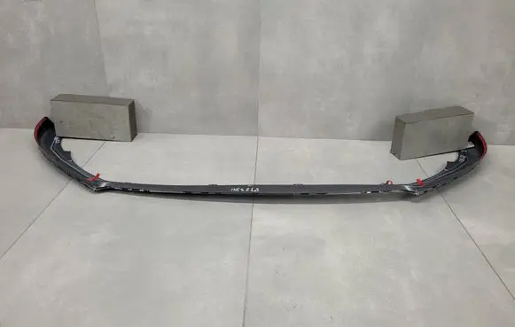 Volvo S90, V90 Front bumper splitter molding 32207234