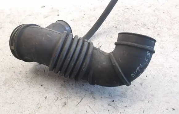Mitsubishi Outlander Air intake hose/pipe Mnl35260