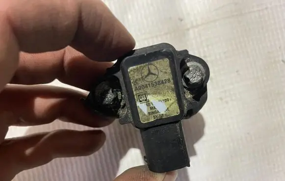 Mercedes-Benz E W211 Air pressure sensor a0041538428 0041538428