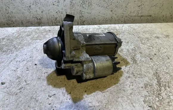Nissan Qashqai Starter motor 233003131R 20151011 0001170623