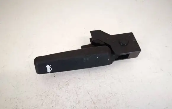 Engine bonnet (hood) release handle