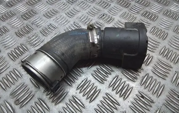 Intercooler hose/pipe