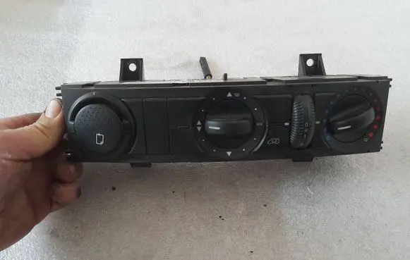 Mercedes-Benz Sprinter W906 Interior fan control switch a9068300485 9068300485