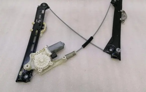 Porsche 718 Cayman 982 982c Front door window regulator with motor 99154207602