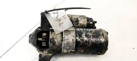 Peugeot 807 Starter motor M000T20871