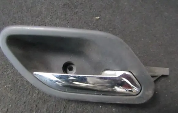 BMW 5 E39 Rear door interior handle 8226050