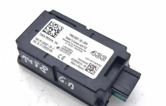 Tesla Model S Tire pressure control unit 103460100C