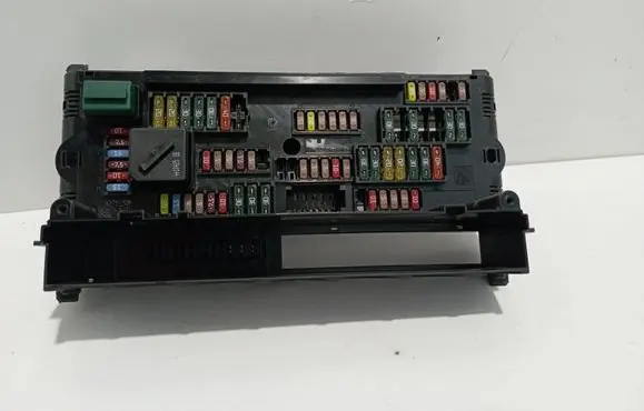 BMW 5 F10 F11 Fuse module 217033442 9234421