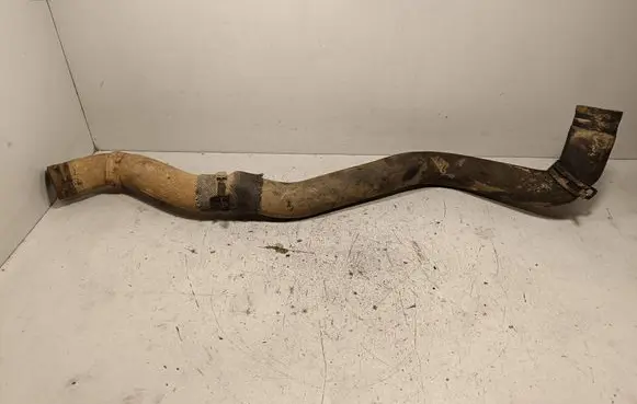 Nissan Navara D40 Engine coolant pipe/hose 