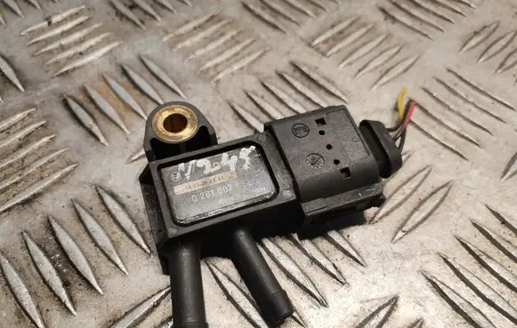 Mercedes-Benz B W245 Exhaust gas pressure sensor 0281002822