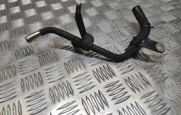 Toyota Avensis T250 Brake vacuum hose/pipe 