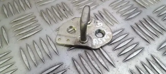 Toyota Corolla E120 E130 Rear door lock loop/hook striker 