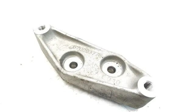 Maserati Ghibli Engine mounting bracket 670003776