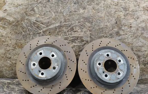 Mercedes-Benz SL AMG R230 Rear brake disc A2304231612