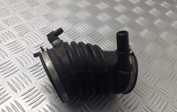 Ford Focus Throttle valve 8S43-9R504-AF