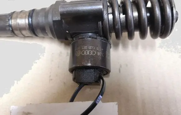 Mitsubishi Grandis Fuel injector 03G130073G