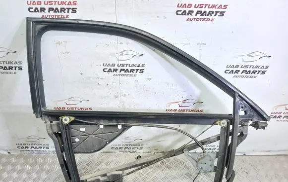 Audi A3 S3 8L Front door electric window regulator 
