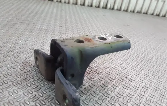Mitsubishi Pajero Front door upper hinge