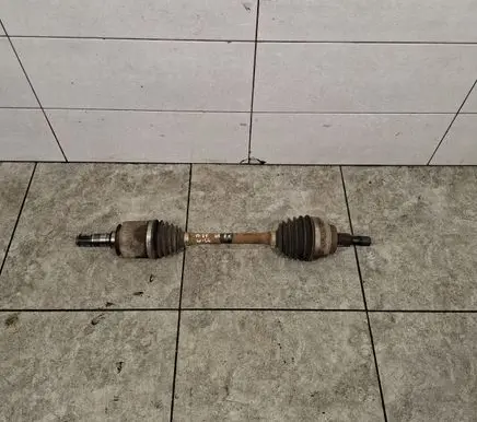 Mercedes-Benz ML W164 Front driveshaft A1643300801