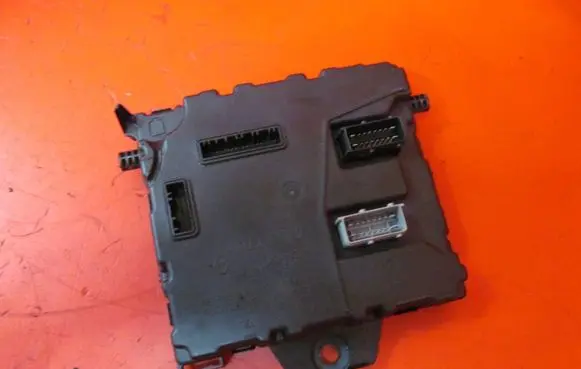 Renault Master III Comfort/convenience module 284B18392R