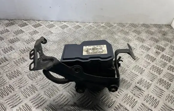 Mini One - Cooper Coupe R56 ABS Pump 9807822 9807823