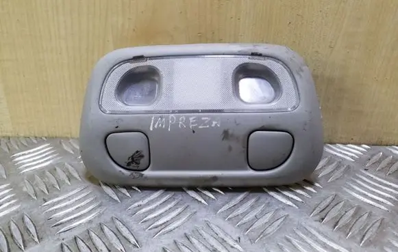 Subaru Impreza II Front seat light