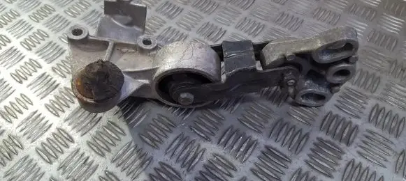 Peugeot 406 Engine mount bracket 722300