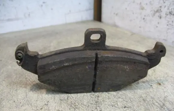 Renault Laguna I Brake pads (rear) KOMPLEKTAS4VNT
