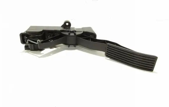 Mercedes-Benz A W169 Accelerator throttle pedal A1693000104