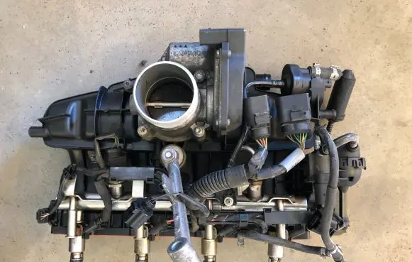 Audi Q5 SQ5 Intake manifold 06F133062 06F133062J