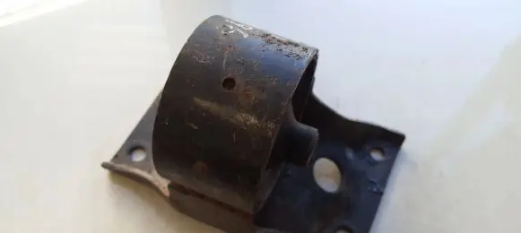 Nissan Almera N16 Engine mount bracket 1A103514