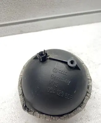 Vacuum air tank